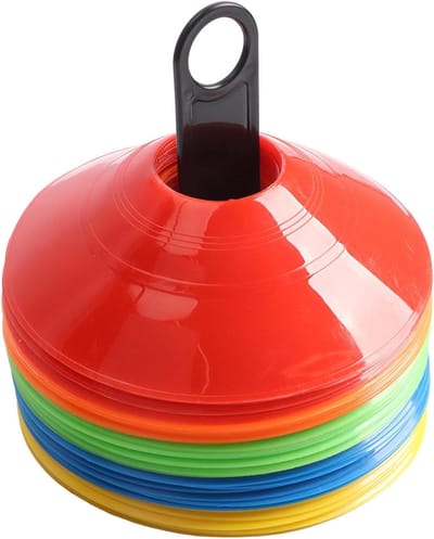 Voetbalkegels 50 Stuks - Trainingsmarkeringen Markeerpylonen - Sport Training - Weerbestendig Materiaal - 50 Stuks - Meerdere Kleuren
