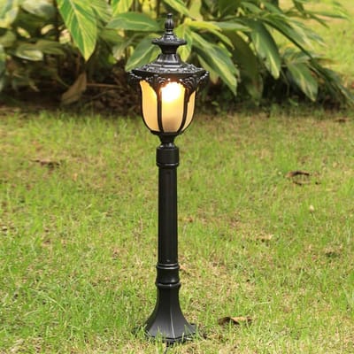 Tuin lantaarn - Gazon padverlichting - Sfeervolle buitenverlichting - Weerbestendig IP44 - 82 cm hoog - Zwart