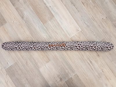 Tochtstopper - Windvanger deur - Energie besparen - Zachte pluche stof - 90 cm lang - Luipaard roze