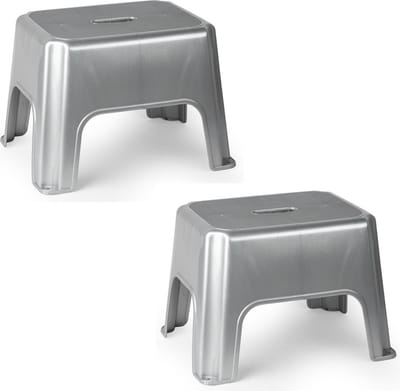 Plasticforte Keukenkrukje/opstapje - 2x stuks - 40 x 30 x 28 cm - zilver - Keuken/badkamer verhoger - max 150 kilo