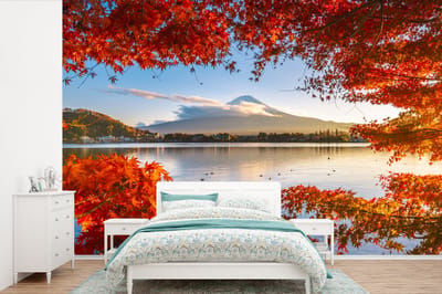Behang - Fotobehang Japanse esdoorn met uitzicht op Mount Fuji - Breedte 390 cm x hoogte 260 cm
