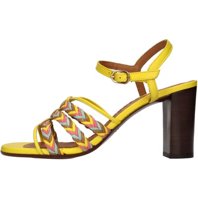 Chie Mihara Sandalen Geel