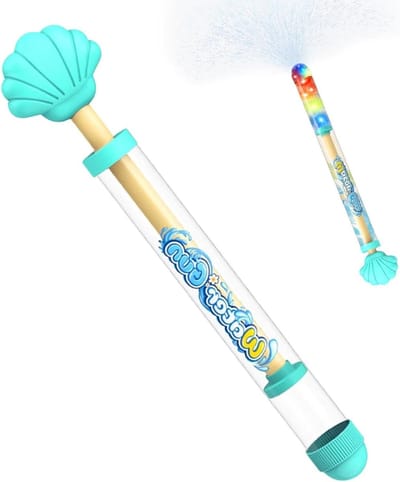 Watersproeier Speelgoed - Waterpret - Zomerse Spelletjes - Lichtgevende Effecten - 36 cm Lengte - Cyaan Blauw