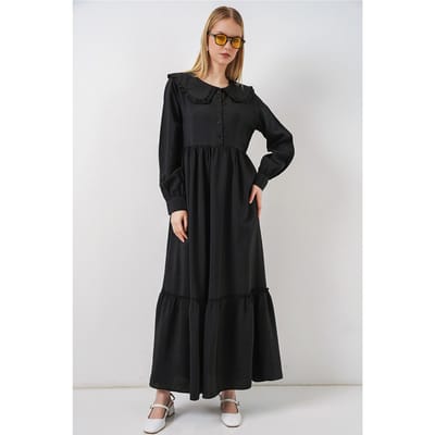 Maxi-jurk met babykraag en knoopsluiting