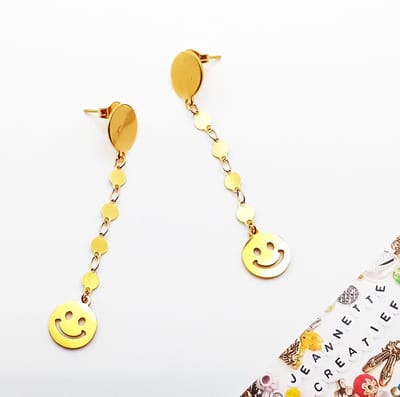 Jeannette-Creatief® - Fun - Oorbellen Smiley Jasseron Golden Earrings - Smiley - Oorbellen - Dames Oorbellen - Oorhangers - Feest – Party - Modesieraden - Modejuwelen