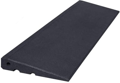 Oprijplaat Rubber - Drempelhulp - Toegankelijkheid Verbeteren - Hoge Slijtvastheid - 100 cm Lengte - Zwart