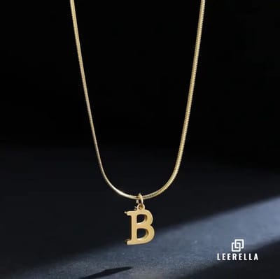Leerella Alfabet Slang Ketting | B | Goudkleurige Gepersonaliseerde Ketting van Hoogwaardig RVS met Initialen | Elegant en Tijdloos Sieraad voor Dames | Moederdag, Valentijnsdag en Verjaardag Cadeau 41+5 cm