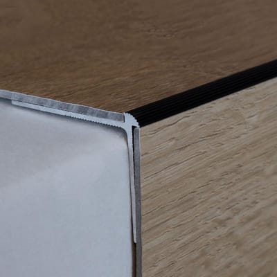 Trapneus Profiel - Hoekprofiel Metaal - Trap Rand Beschermen - Hoge Draagkracht - 100cm Lengte - Zilver