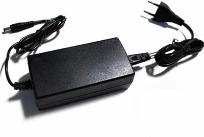 Wisselstroomadapter 220V - 12V 60W DC 5A - Kunststof - SILUMEN