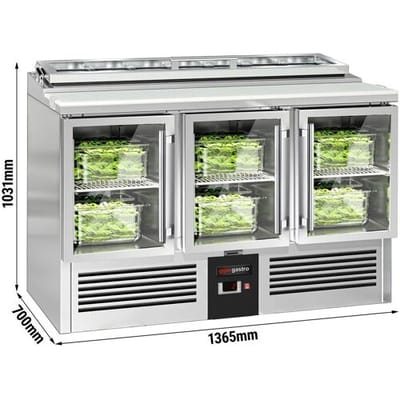 GGM Gastro Saladette PREMIUM - 1365mm - 3 Glastüren - mit Einlass für 7x GN 1/3 & Glasdeckel