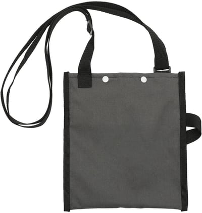 Dailygoods- Urinezakhouder Verstelbaar - Catheterhouder - Drainagezak - Handige Tas - Schouderbanden - Bevestigingsband Achterkant