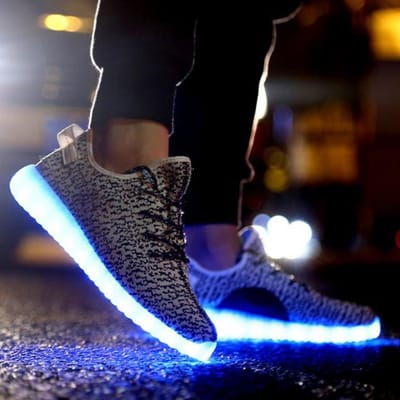 Led-oplichtende schoenen Casual verlichting Sneakers Mannen Lichtgevende schoenen voor vrouwen Man USB-oplader Gloeiende sneakers Verlicht 46 grijze kleur
