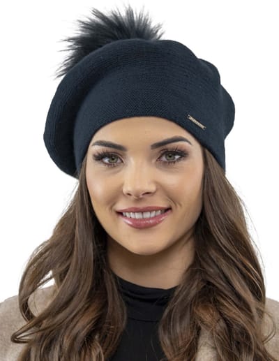Vivisence Dames Winter Baret - Wolmix Met Kunstbont Pompon En Elastische Rand - Warme Comfortabele Pasvorm Voor Koude Dagen En Stylishe Dagelijkse Look En Licht En Makkelijk Te Combineren - Donkerblauw