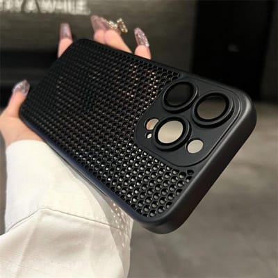 Originele Warmteafvoer Ademend Mesh Gat Hoes Voor iPhone 16 15 14 11 12 13 Pro Max Plus Lensbescherming Schokbestendige Cover For iPhone 13 black