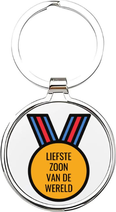 Akyol - liefste zoon van de wereld Sleutelhanger - Zoon - de leukste zoon - zoon sleutelhanger - kind sleutelhanger - sleutelhanger zoon - familie sleutelhanger - cadeautje - zoon cadeau - boy - de liefste zoon - 4 x 7,5 CM