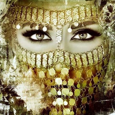 Safaary - Arabisch schilderij Arabische vrouw goud