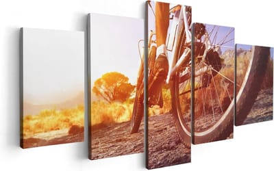 Artaza Canvas Schilderij Vijfluik Mountainbike Fietser op Stenen bij Zonsopgang - 100x50 - Foto Op Canvas - Canvas Print