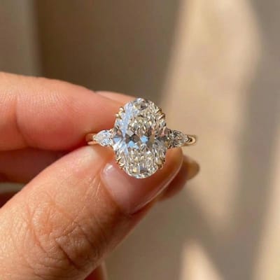 Bagues Magnifiques Brillantes en Pierre Ovale Zirconium Cuivre Pour Femmes Fiançailles Mariage Luxe Haute Qualité Bijoux Fins 9 brown