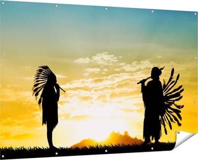 Gards Tuinposter Twee Silhouetten van Indianen bij Zonsondergang - 180x120 cm - Tuindoek - Tuindecoratie - Wanddecoratie buiten - Tuinschilderij