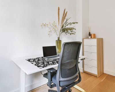 Coloray Bureau Onderlegger - Decoratieve mandala Bureaumat - 100 cm x 50 cm - Zwart en wit Bureau Onderlegger - Onderlegger Bureau - Bureau Onderlegger Groot - Bureau Onderlegger XXL - Computer Mat