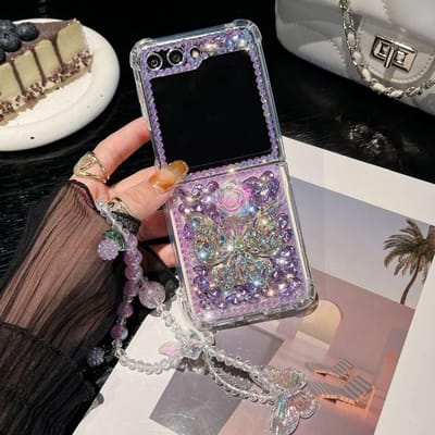 Bracelet Fleur Papillon Diamant Complet Coque de Téléphone pour Samsung Galaxy Z Flip 6 5 Flip 4 3 Paillettes Bling Strass Coque Arrière Flip5
