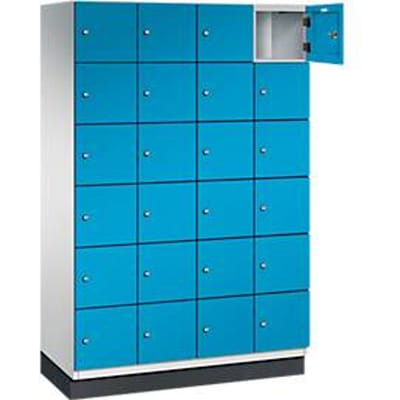 C+P Cambio lockerkast, 4 vakken, 24 vakken, met plint, B 1200 x D 525 x H 1980 mm, lichtgrijs/lichtblauw