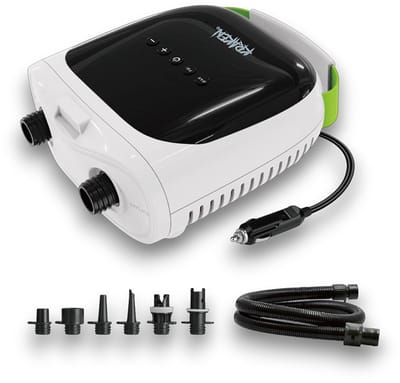 KRAKEN Elektrische SUP Pomp 12V - 20 PSI Luchtpomp voor SUP Board - Oppompen en Leegpompen - Auto Sigarettenaansteker of Powerbank - Inclusief Slang en Opzetstukken - Kajak en Luchtbed Compatibel - Compact en Lichtgewicht - Plastic