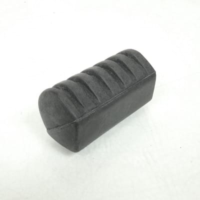 voetsteunrubber voor motor yamaha 50 pw na 2013 4x4-27413-00 nieuw