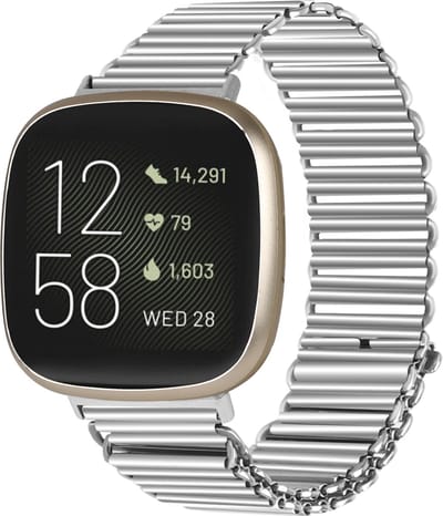 Strap-it RVS smartwatch bandje - stalen loop bandje geschikt voor Fitbit Versa 3 / Versa 4 / Sense / Sense 2 - zilver