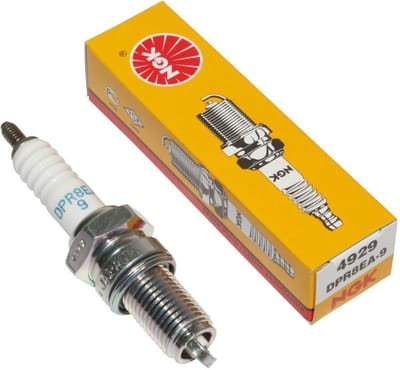 NGK-bougie voor Yamaha 900 TDM-motorfiets, bouwjaar 2002 tot en met 2004, type DPR8EA-9, nieuw