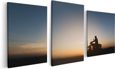 Artaza Canvas Schilderij Drieluik Silhouet Van Een Motor Bij Zonsondergang - 120x60 cm - Wanddecoratie Woonkamer - Schilderijen - Muurdecoratie
