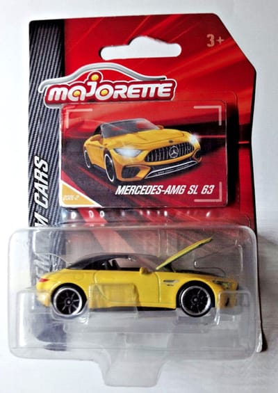 MERCEDES AMG SL 63 YELLOW MAJORETTE PREMIUM CARS VINTAGE 1:64 CARD INCLUDED (BK040924)