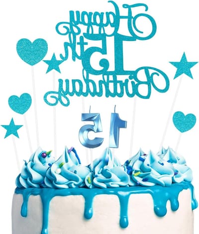 Feestelijke 15e Verjaardagstaart Decoraties met Blauwe Kaarsen, Sterren en Versieringen voor Taarten, Cupcakes en Desserts