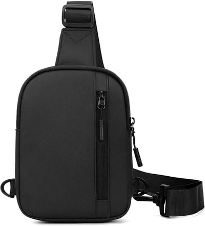 Schoudertas voor Heren en Dames, Waterdichte Heuptas voor Wandelen, Reizen en Vrije Tijd, Sling Bag in Zwart