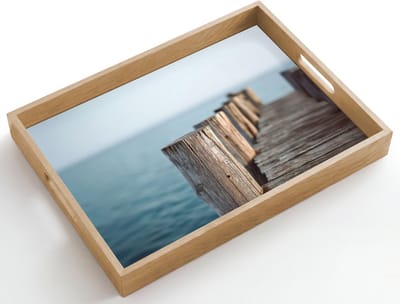 Dienblad hout 50x35 cm - Schootdienblad - Houten steiger - Helderblauwe lucht - Borrelplank rechthoek - Plateau dienbladen