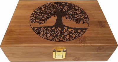 Houten Aandenkistje - Decoratieve Houten Doos - Opbergen Sieraden - Gegraveerd Levensboom Ontwerp - 21 cm Lengte