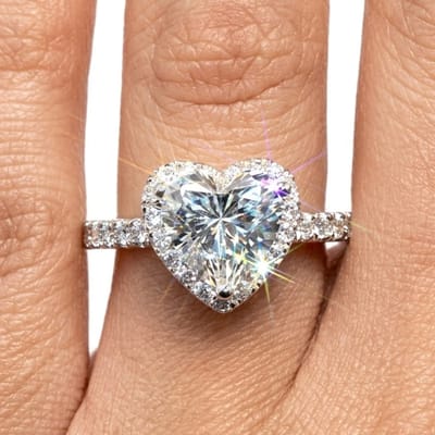 Wit zilverkleurige ring dames maat 6 met steen hartvormige transparante steen en pavé details smalle band ring met hart steen statement ring