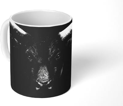 Mok - Koffiemok - Dieren - Stier - Zwart - Wit - Portret - Mokken - 350 ML - Beker - Koffiemokken - Theemok