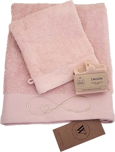 Walra - Geborduurde Handdoek en Washandje voor Mama - Ambachetlijke zeep- Natuurlijke ingrediënten - Zalmroze - Moederdag cadeau - Oneindig teken met hartje