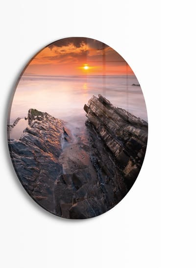 Indoorart - Muurcirkel zonsondergang Bidart Plexiglas 30 cm - Wanddecoratie - Afbeelding op Plexiglas - Inclusief ophangplaat