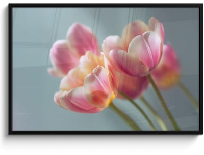 Poster in lijst - Fotolijst 120x80 cm - Posters - Tulpen - Roze - Stelen - Posterlijst zwart - Decoratie - Wanddecoratie woonkamer - Muurdecoratie slaapkamer