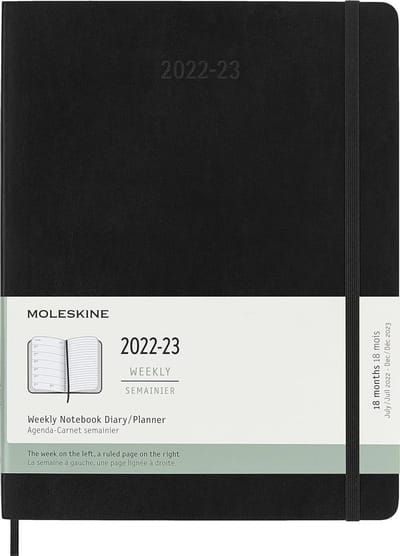 18-Maanden Agenda 2022/2023 - Wekelijks Overzicht, Zacht Kaft, Grote Formaat 19 x 25 cm, Zwart