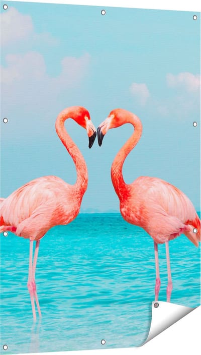 Gards Tuinposter Twee Flamingo's in een Hart Vorm in het Water - 80x120 cm - Tuindoek - Tuindecoratie - Wanddecoratie buiten - Tuinschilderij