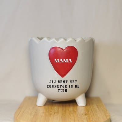 Bloempot Mama jij bent het zonnetje - Beige Aardewerk - Rood Hartje - Cadeau Moeder - Moederdag - Moederdag Cadeautje - Moederdag Cadeau voor Mama