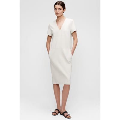 TRVL DRSS Easy Shift Dress Latte Maat: XS | Midi Jurken Outlet | Dames | Beige