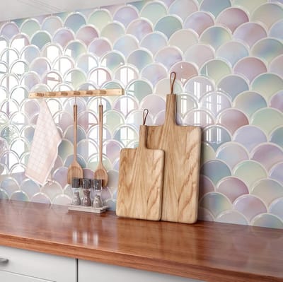 Dailygoods - FunStick Zelfklevende Tegelfolie Badkamer Keukenachtergrondfolie Tegels Roze Visschub Waterdicht Tegelstickers 3D Badkamer Mieter-vriendelijk Lichtlila Violet Wandtegels Keuken 30x30CM 5 Stukken