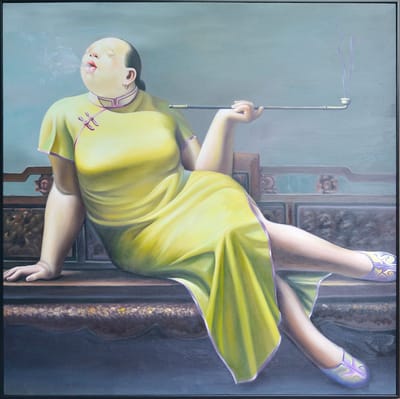 Fine Asianliving Olieverf Schilderij 100% Handgeschilderd Zwarte Omlijsting 100x100cm Chinese Vrouw met Sigaar Qipao Geel