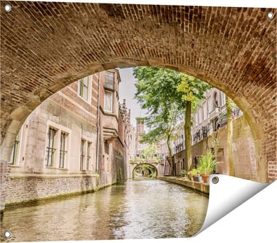 Gards Tuinposter Gracht in Utrecht onder de Brug - 80x60 cm - Tuindoek - Tuindecoratie - Wanddecoratie buiten - Tuinschilderij