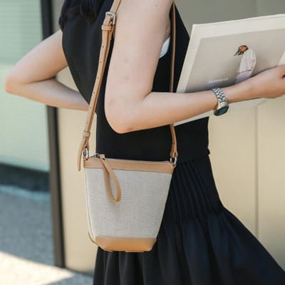 Sacs à main tendance pour femmes  Nouveaux sacs pour téléphone portable  Haut de gamme pour femmes  Sacs bandoulière polyvalents à une épaule avec sacs en toile de cuir gray