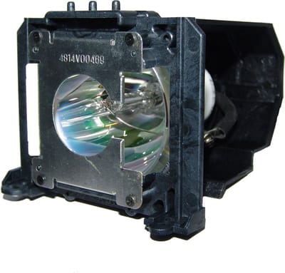 Beamerlamp geschikt voor de LG RD-JT92 beamer, lamp code AJ-LT91 / 6912B22008A. Bevat originele NSH lamp, prestaties gelijk aan origineel.